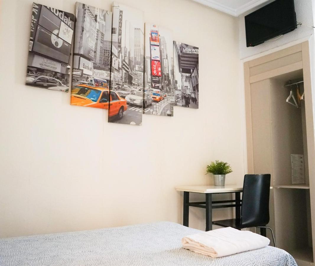 Hostal On Dormire Valensiya Dış mekan fotoğraf