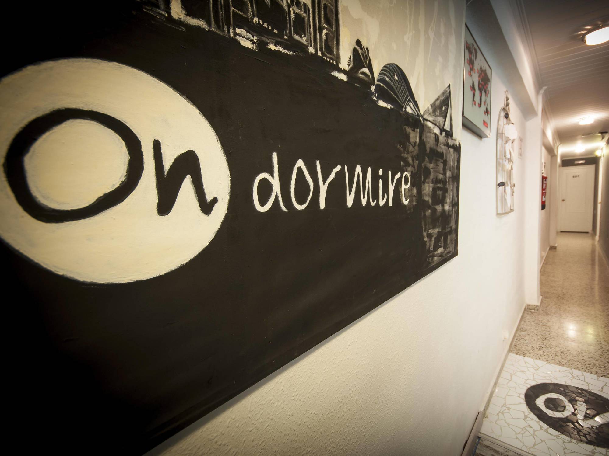 Hostal On Dormire Valensiya Dış mekan fotoğraf